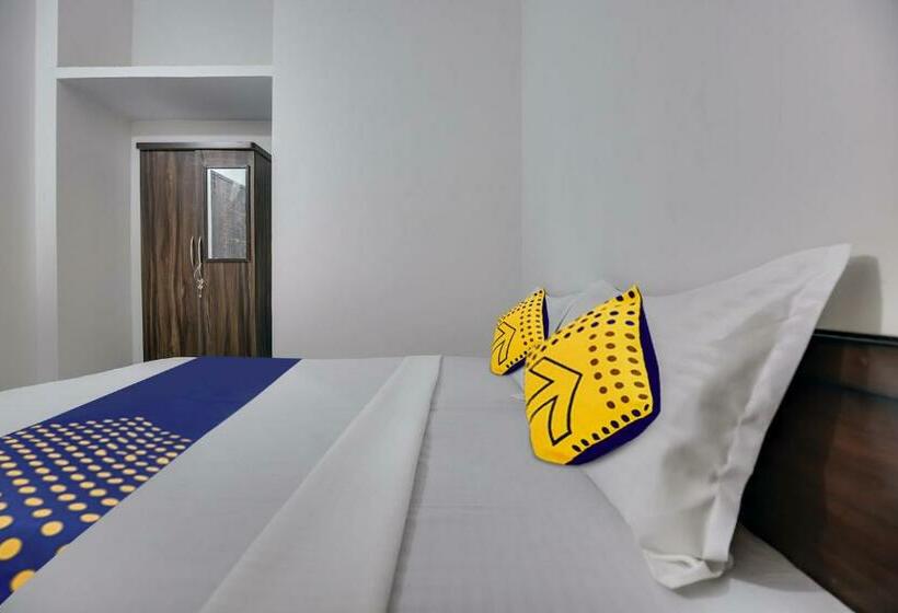 标准三人间, Spot On Ekam Guest House