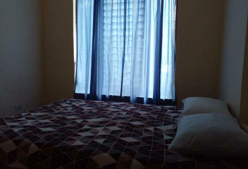 이코노미 룸, Dorothy Hostel Arenal