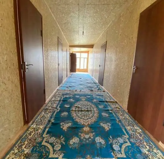 تختخواب در اتاق مشترک, Yurt Camp Visit Kol Suu