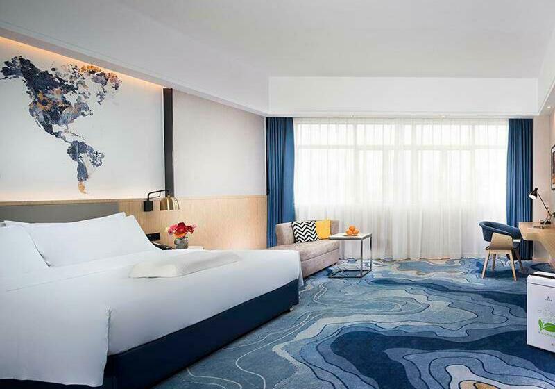 Люкс, Kyriad Marvelous Hotel Zhongshan Nanlang Center