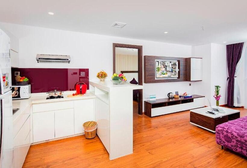 سوییت با چشم‌انداز دریا, Balcony Nha Trang