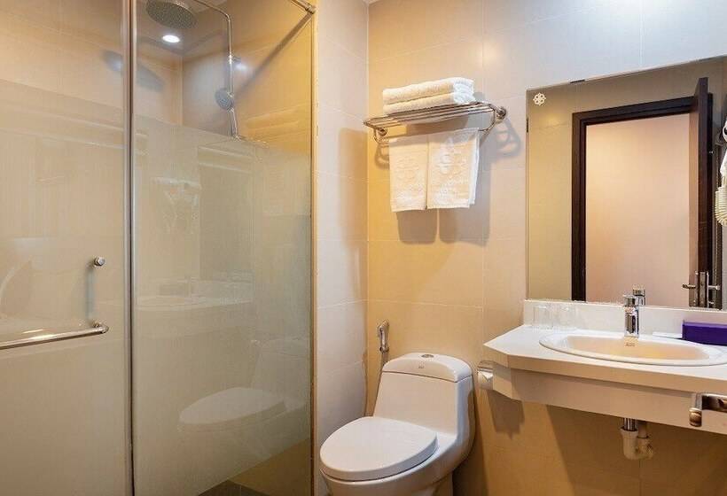 Club Triple Room, Balcony Nha Trang