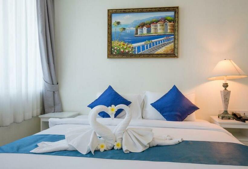 Люкс с Балконом, Evergreen Resort Chaam