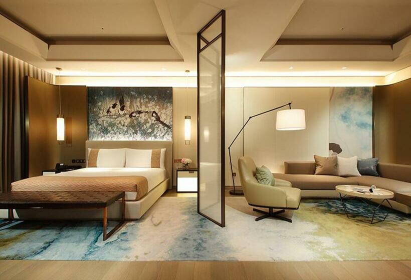 سوئیت پریمیوم, Grand Mayfull  Taipei