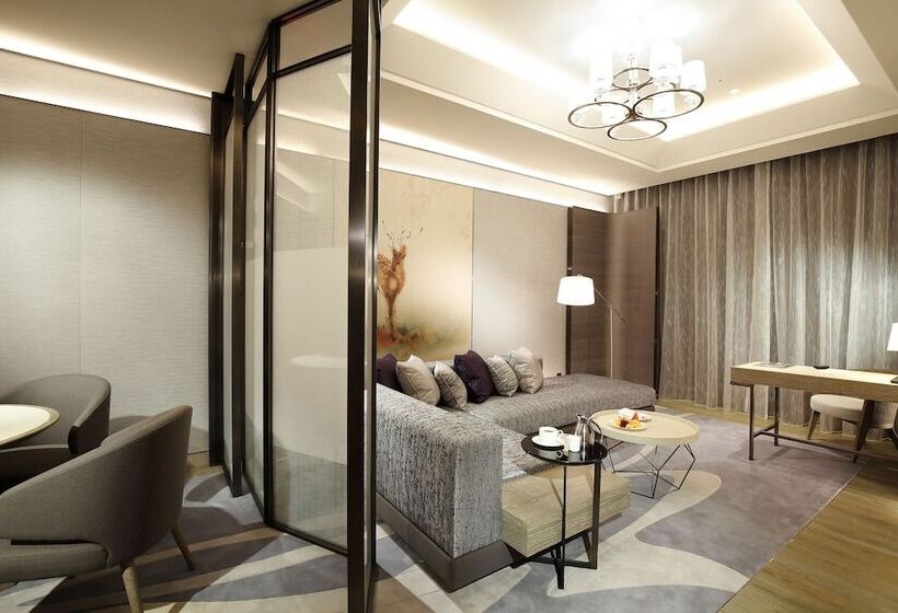 سوئیت رویال, Grand Mayfull  Taipei