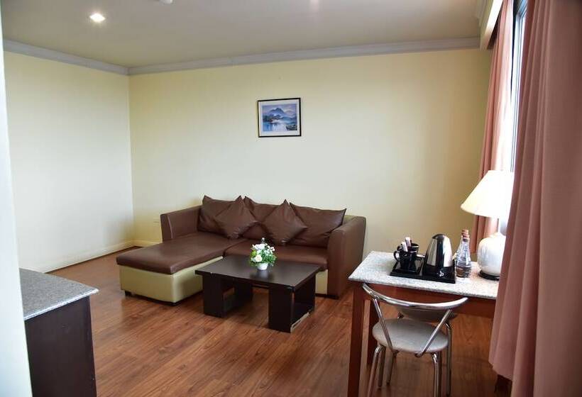 주니어 스위트, Lee Gardens Plaza Hotel   Sha Plus