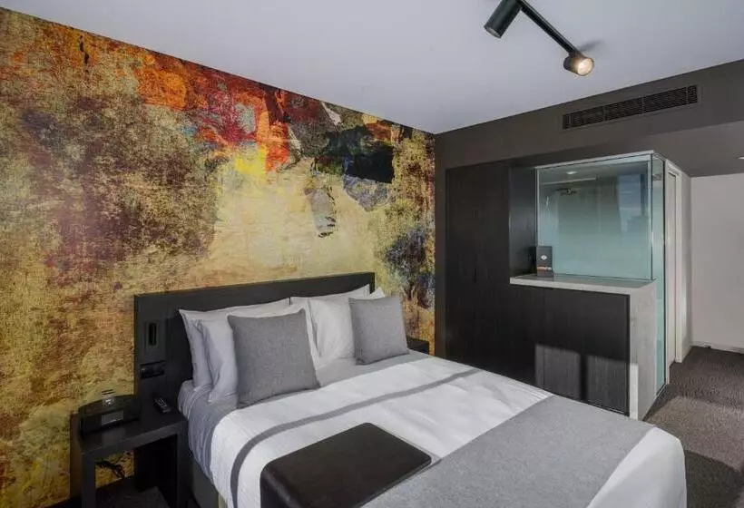クイーンサイズベッドのスタンダードルーム, Kennigo Hotel Brisbane, Independent Collection By Evt