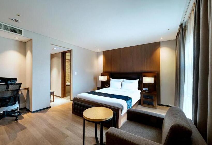 Junior Suite, Wirye Militopia Hotel By Marine