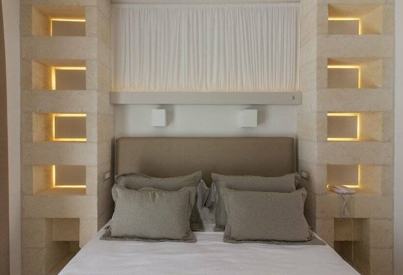 غرفة كلاسيكية, Montiro