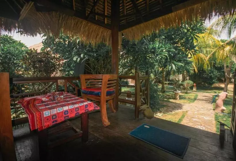 デラックスバンガロー, Sejuk Cottages