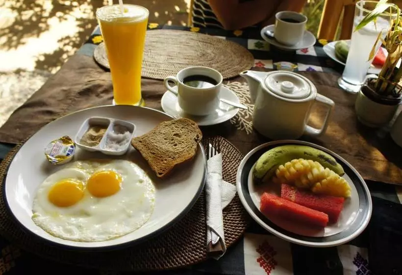 バンガローの２ベッドスタンダードルーム, Sejuk Cottages