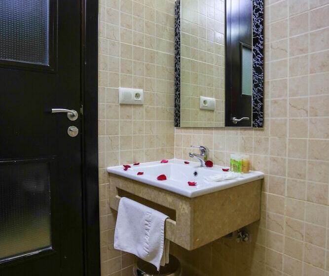Standard-huone, Suite Martil