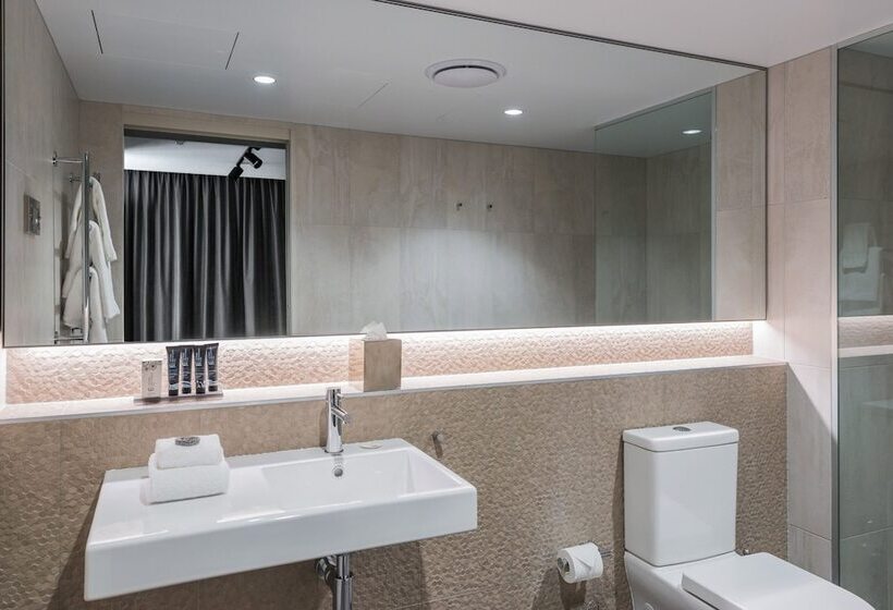 Номер Стандартный Кровать Куин, Kennigo Hotel Brisbane, Independent Collection By Evt