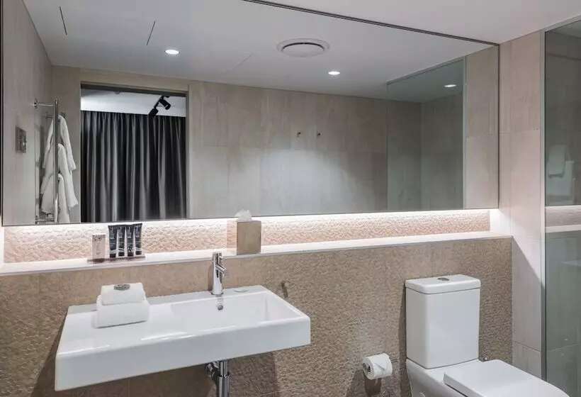 キングサイズベッドのスタンダードルーム, Kennigo Hotel Brisbane, Independent Collection By Evt