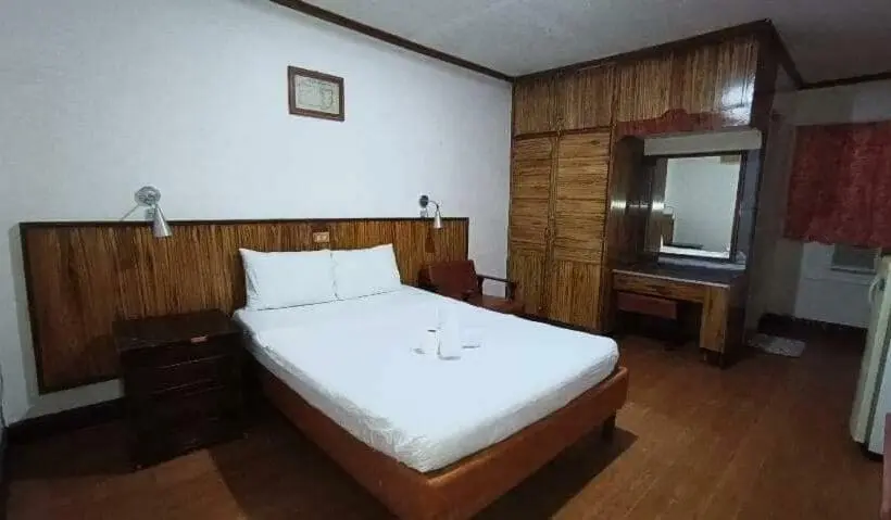 スーペリアールーム, 2 Hotel Saleh