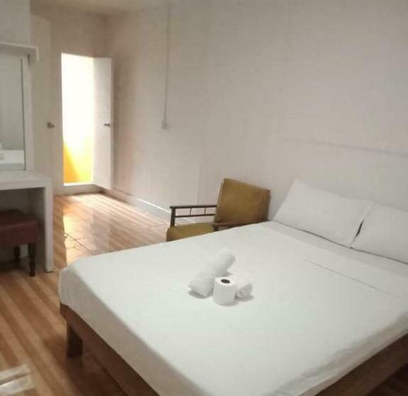 اتاق سوپریور, 2 Hotel Saleh