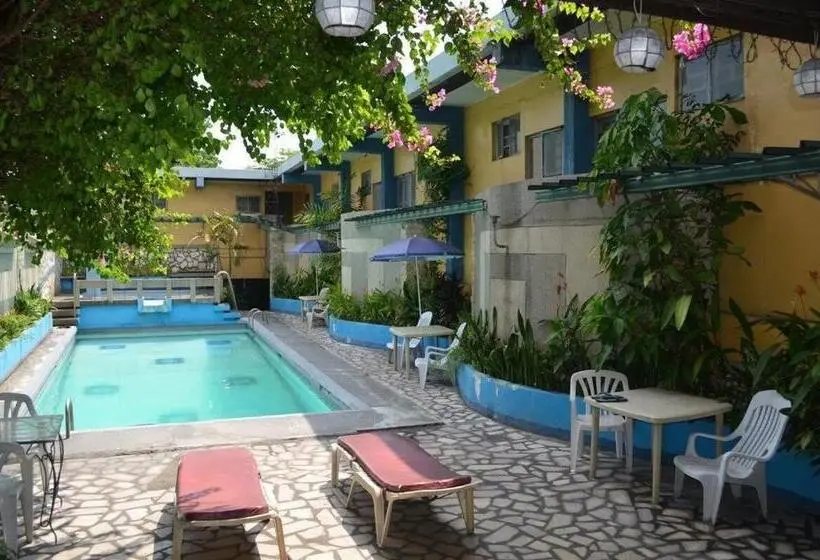バルコニー付スイート, 2 Hotel Saleh