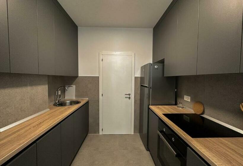 آپارتمان 1 خوابه با چشمانداز باغ, Vertmont Apartments