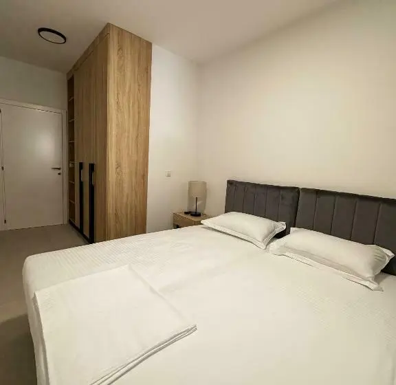 آپارتمان 1 خوابه با چشم‌انداز باغ, Vertmont Apartments