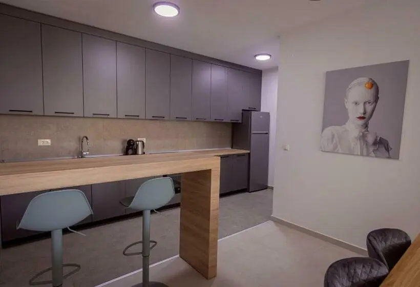 آپارتمان 1 خوابه با تراس, Vertmont Apartments