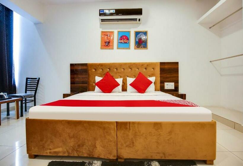 トリプルクラシックルーム, Flagship Hotel Cozy Comfort