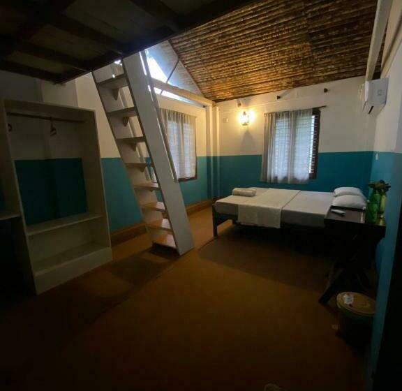 اتاق استاندارد با بالکن, Calaila Boutique