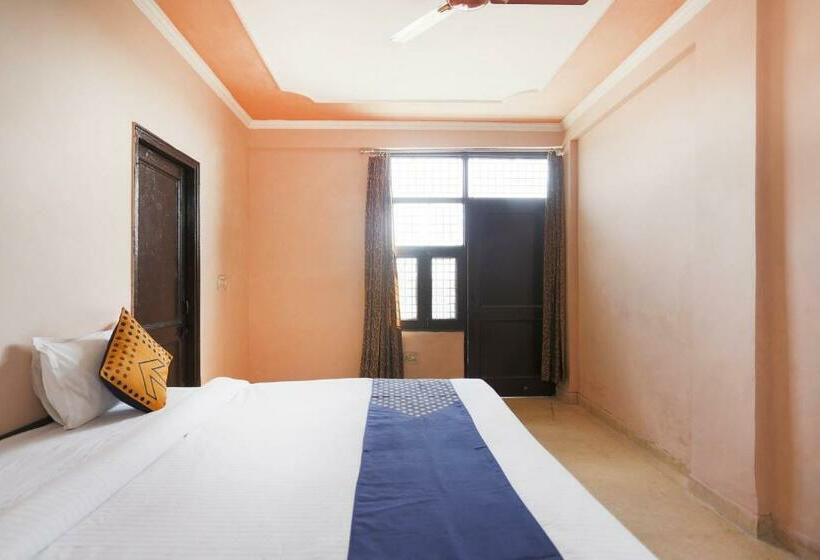 Трехместный Номер Классика, Spot On 75328 Sanrac Residency
