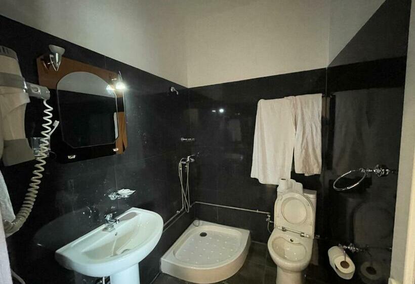 חדר סטנדרט עם מרפסת, Kthella Resort