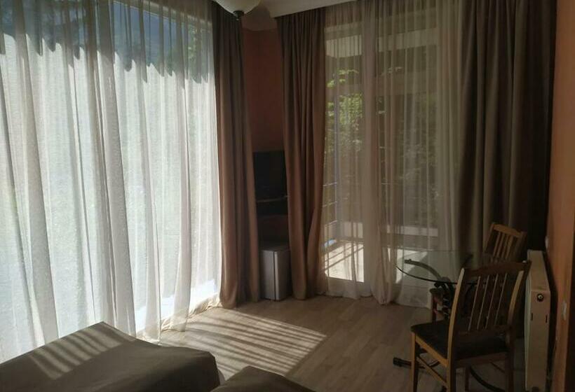 اتاق استاندارد با چشم‌انداز, Nunisi Forest Hotel & Spa