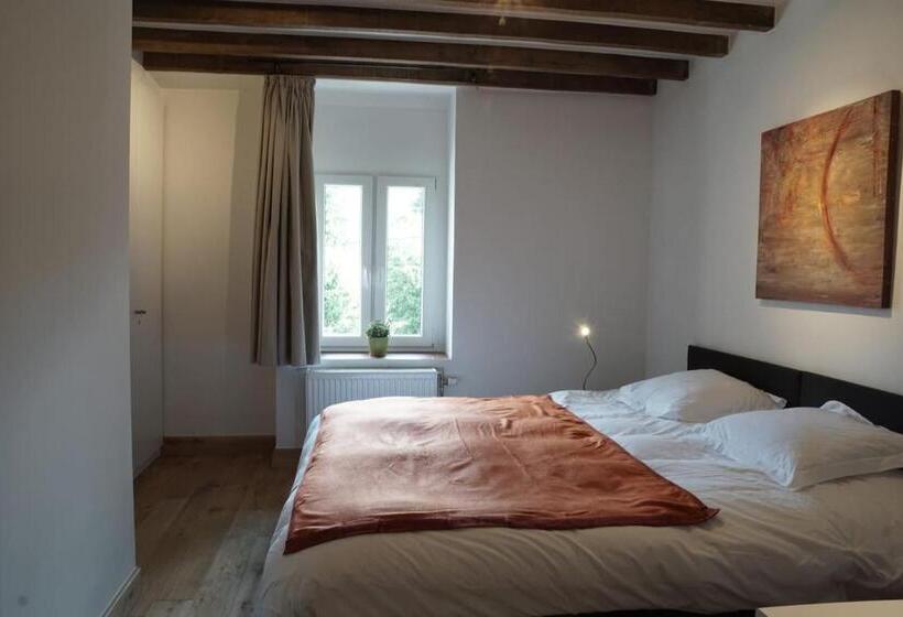 스탠다드 룸, Grange De Lesse