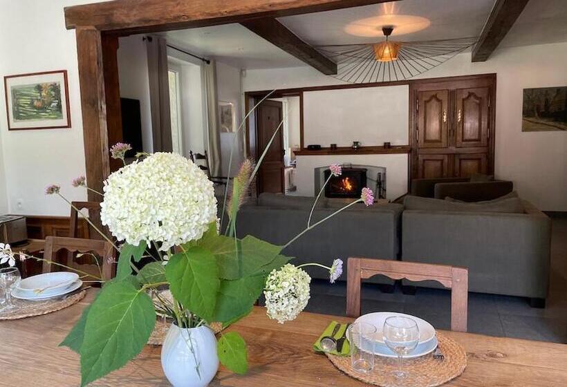 침실 1개 주택, Grange De Lesse