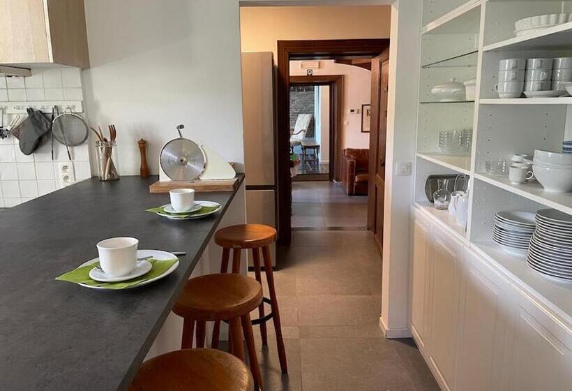 침실 1개 주택, Grange De Lesse