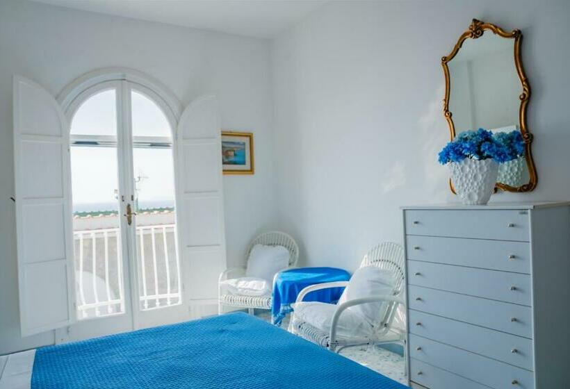 غرفة قياسية, La Maison De La Ville