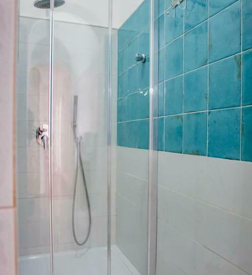 غرفة قياسية, La Maison De La Ville