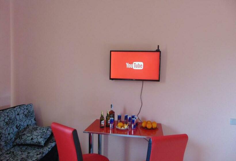 اتاق کلاس بیزنس, Poti