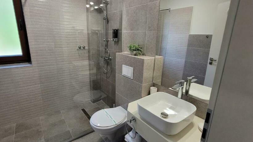 带2个卧室的公寓, Complex Turistic Perla Trascaului