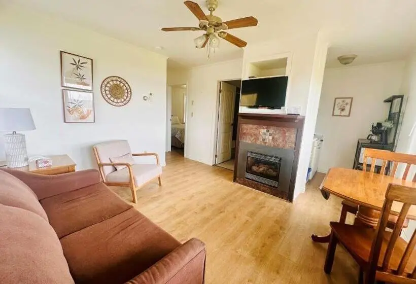 ２ベッドルームハウス, Mcintyre S Cottages