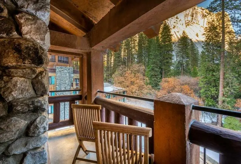 スタンダードルーム, The Ahwahnee
