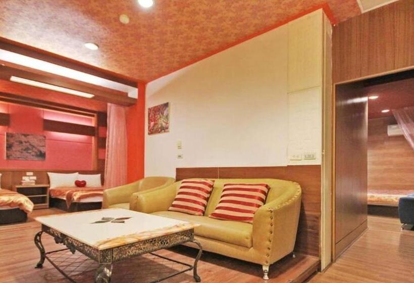 اتاق خانوادگی, 日月潭  日月住館