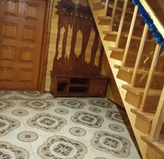 Economy Triple Room, Vodograi