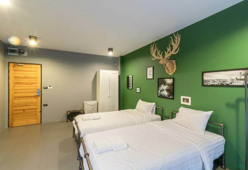 StandaardKamer, Petchyindee Kingdom