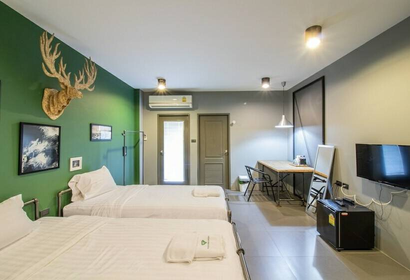 StandaardKamer, Petchyindee Kingdom