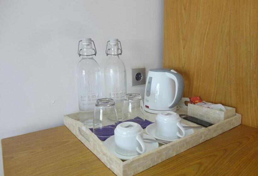 סוויטת ג'וניור עם בריכה, Anema Wellness & Resort Gili Lombok   Diving Center Padi