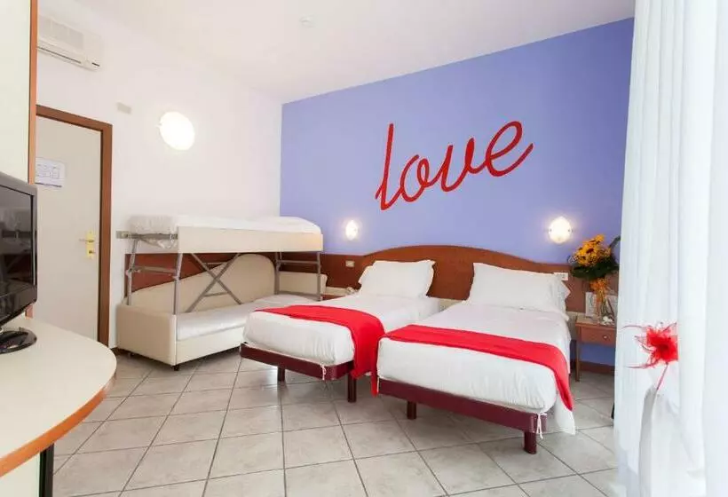 اتاق استاندارد چهار تخته, B&b Isabella