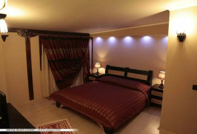 اتاق استاندارد, Guest House Bujtina Leon
