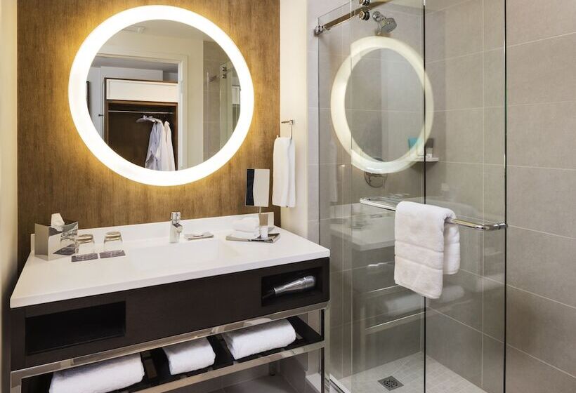 Номер Клуб, Hyatt Regency Bloomington   Minneapolis