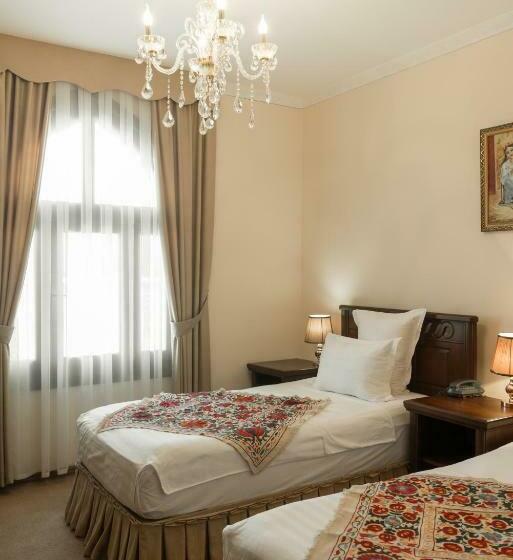 غرفة قياسية, L Argamak