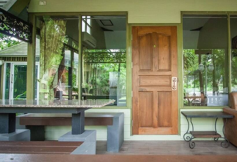 Family Room, Pai Panalee The Nature Boutique