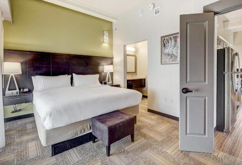 스위트 킹사이즈 침대, Staybridge Suites Baltimore   Inner Harbor, An Ihg