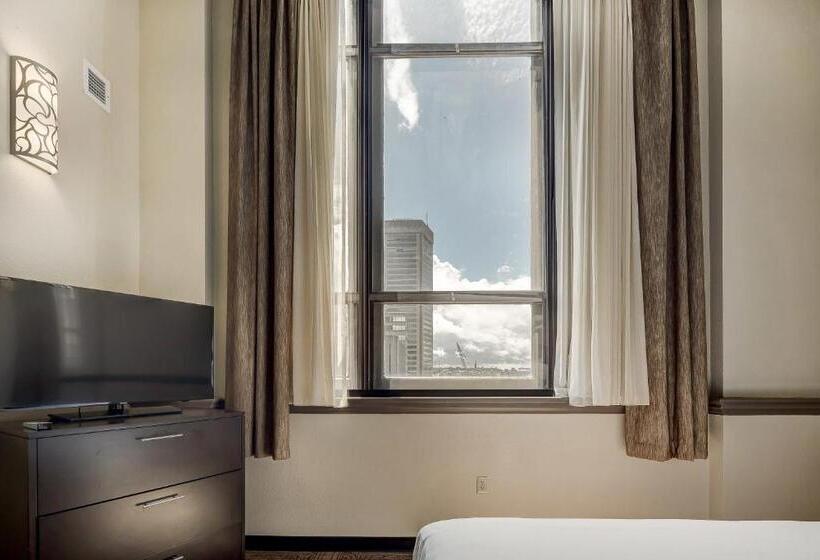 스위트 킹사이즈 침대, Staybridge Suites Baltimore   Inner Harbor, An Ihg